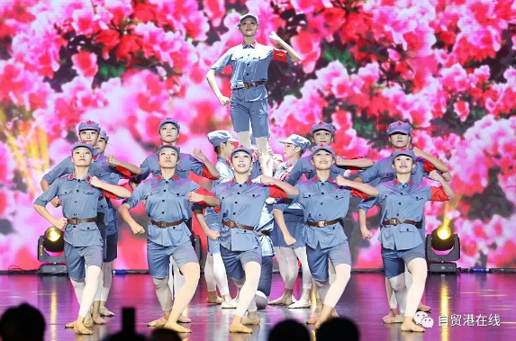海南统一战线“同心向党·百年追梦”优秀作品展演在海口举行 - 第3张 - 自贸港在线 海南统一战线“同心向党·百年追梦”优秀作品展演在海口举行 - 第3张