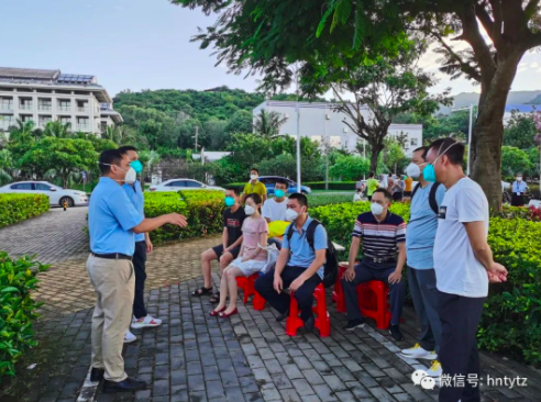 抗疫一线丨海南省委统战部抗疫侧记:冲锋战“疫”一线 彰显统战干部担当 - 第8张 - 自贸港在线 抗疫一线丨海南省委统战部抗疫侧记:冲锋战“疫”一线 彰显统战干部担当 - 第8张