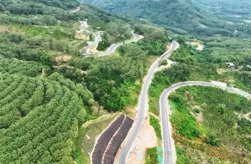 投资超过50亿，海南环热带雨林国家公园旅游公路计划年底通车