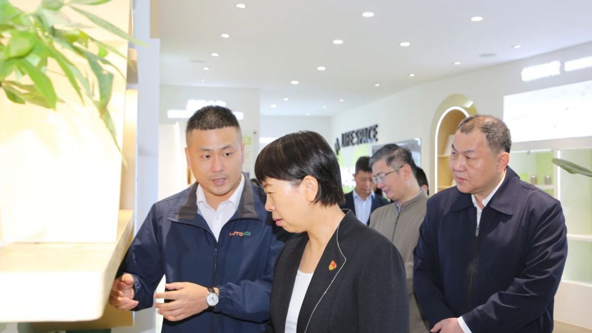 尹丽波到民营企业调研“一季度”开门红工作 - 第2张 - 自贸港在线 尹丽波到民营企业调研“一季度”开门红工作 - 第2张