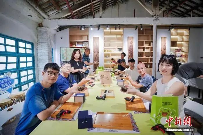 台湾非遗交流团海南行:在保护与创新中寻找合作契机 - 第1张 - 自贸港在线 台湾非遗交流团海南行:在保护与创新中寻找合作契机 - 第1张