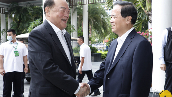 澳门特首贺一诚：澳门与海南在很多方面特点相近