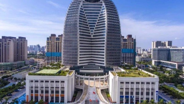 海航控股：大新华航空减持395.66万股 套现约637.16万元