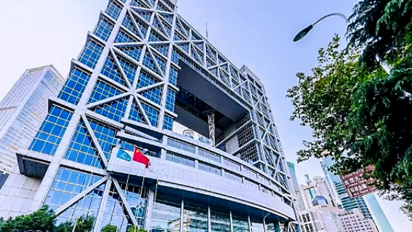 半年报业绩暴增近30倍 这只大牛股趁机杀入锂电材料赛道