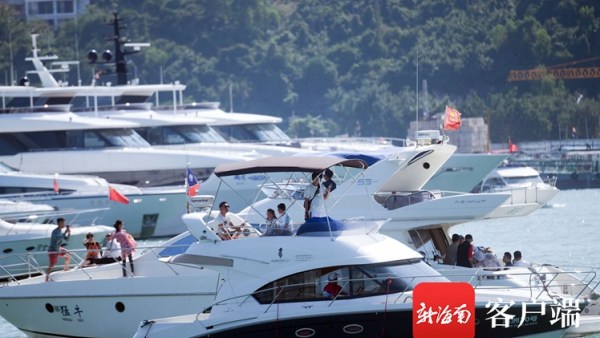 首艘海南自主品牌游艇制造出售 三亚发力游艇全产业链发展