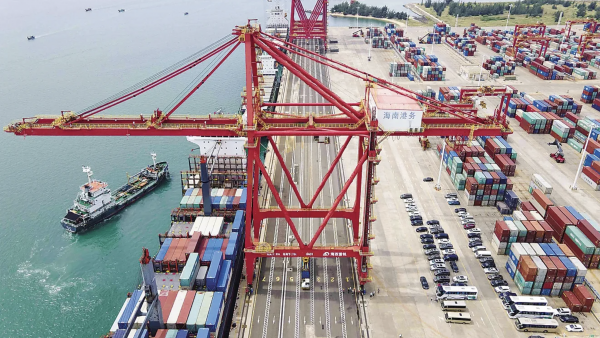 海南国际航行船舶总吨位跃居全国第二