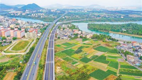环岛旅游公路土福湾至海棠湾通道工程完工