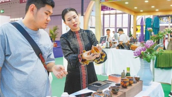 第19届文博会闭幕 海南参展企业订单额超6000万元
