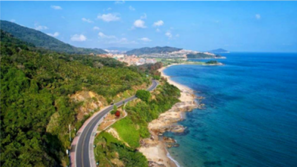 环岛旅游公路东方段建设两条动物通道