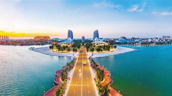 儋州洋浦：拼出澎湃动能 促进能级跃升