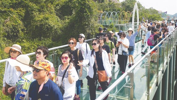 春节假期后，海南民宿入住率逆势上升，入境游客接踵而至